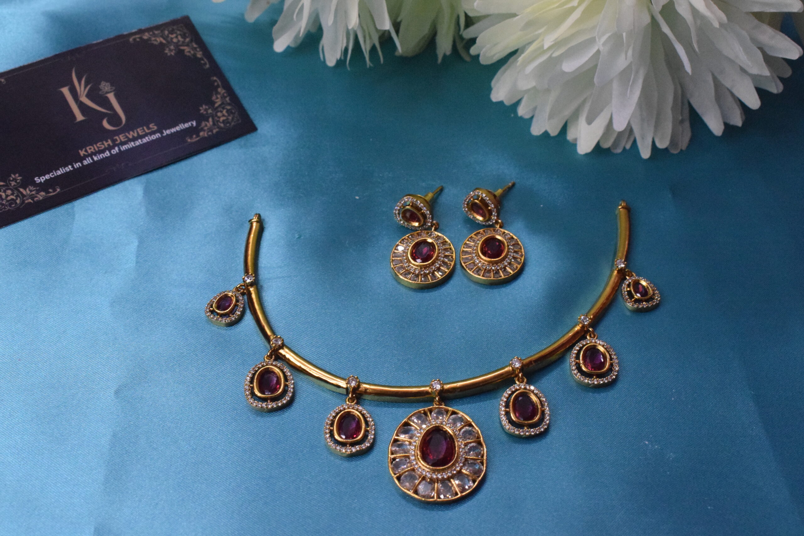 Elegant emerald Kundan red neckset KJ124