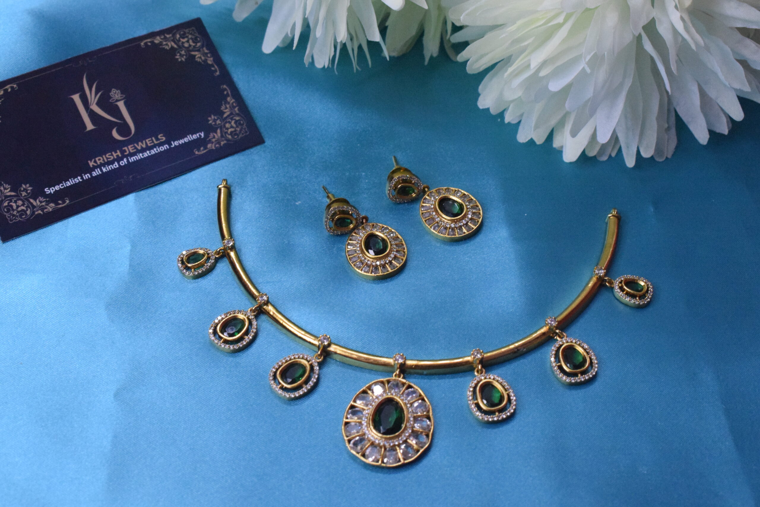 Elegant emerald Kundan green neckset KJ123